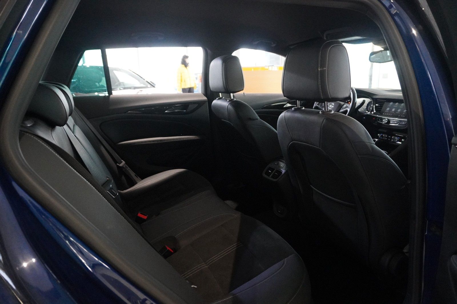 Fahrzeugabbildung Opel Insignia B ST 2.0D ULTIMATE NAVI/OPC/KAMERA/AHK