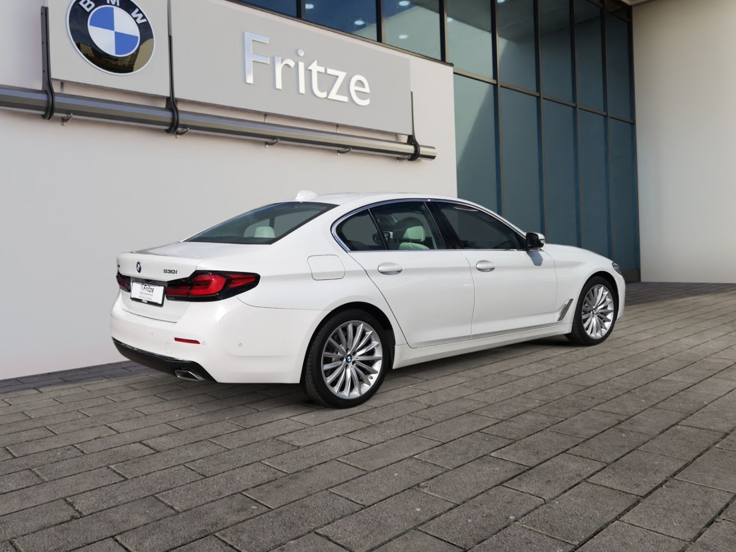 BMW 530 i xDr. Luxury Line LASER LEDER NAVI PDC SHZ foto 6