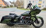Harley-Davidson Harley Davidson Road Glide CVO Envious GreenFade