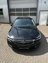 Opel Astra ST 1.6 Diesel Selection 81kW S/S Selection - Opel Astra: Selection