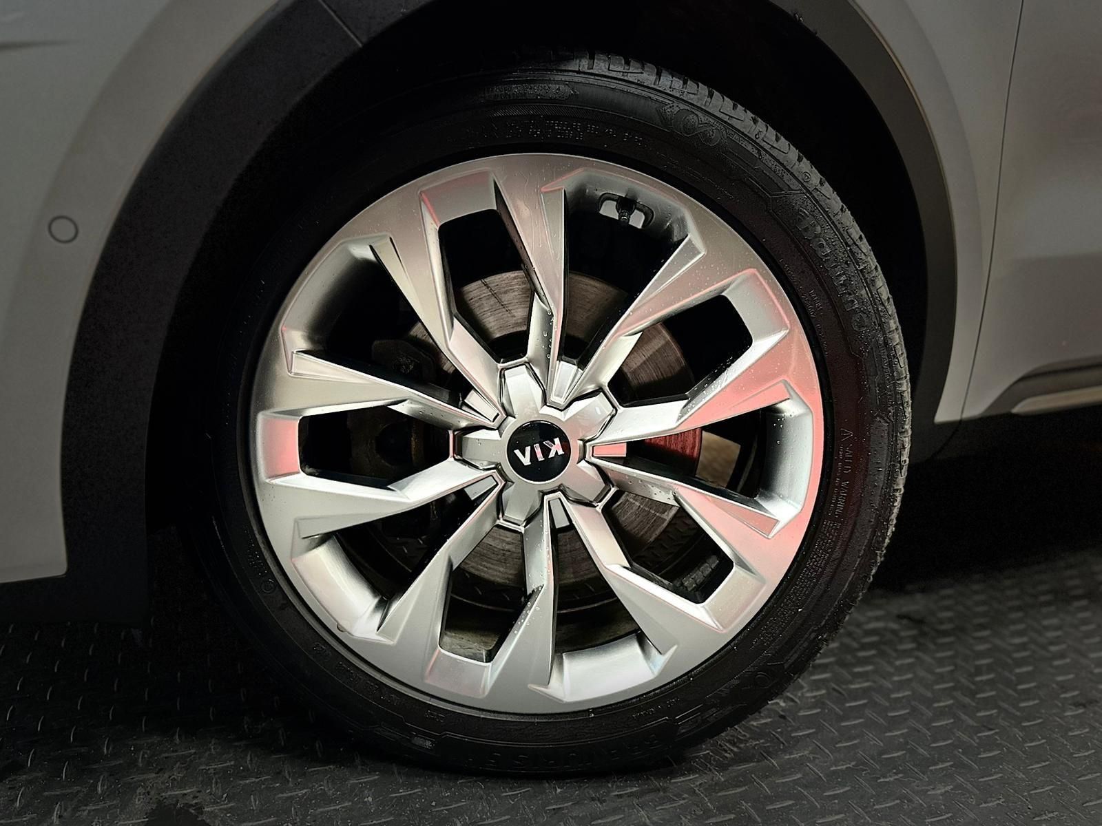 KIA Sorento 2.2CRDi PLATINUM 4WD* LED#4xSHZ#LH#KEYLE - Image 9