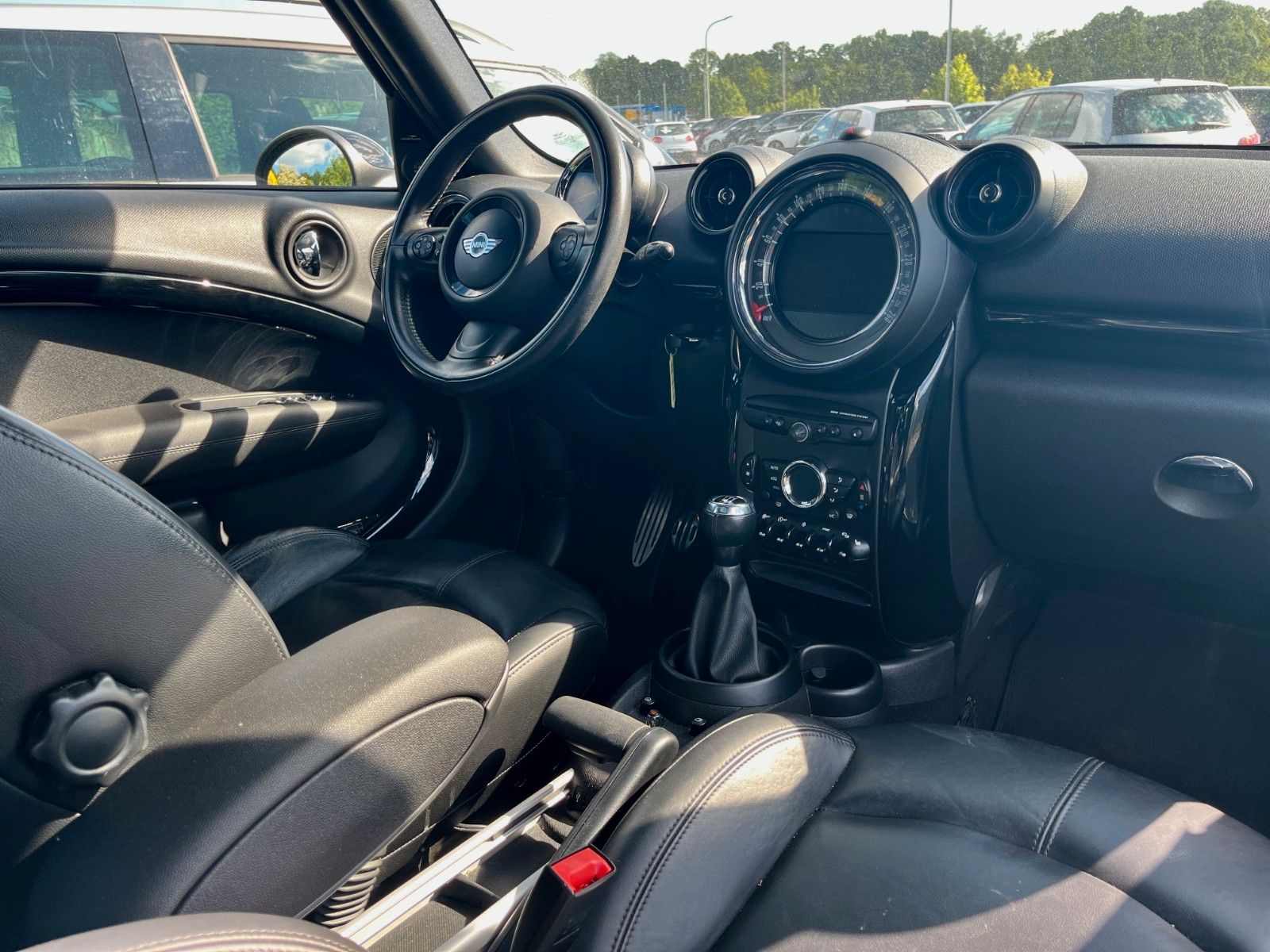 Fahrzeugabbildung MINI Cooper SD Countryman All4 Navi Leder Xenon SPORT