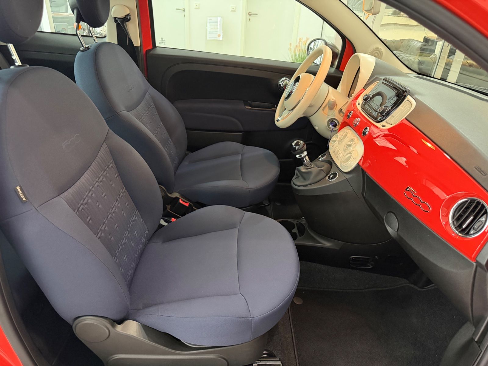 Fahrzeugabbildung Fiat 500 Cult
