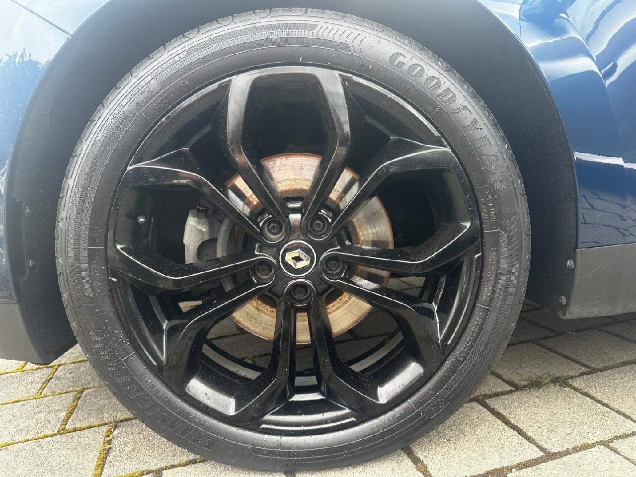 Fahrzeugabbildung Renault Scenic Grand Black Edition TCE 160 EDC 7-Sitzer