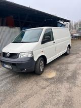 Volkswagen T5 Transporter 2,5 l TDI langer Radstand - Volkswagen T5 Transporter: Radstand Langer