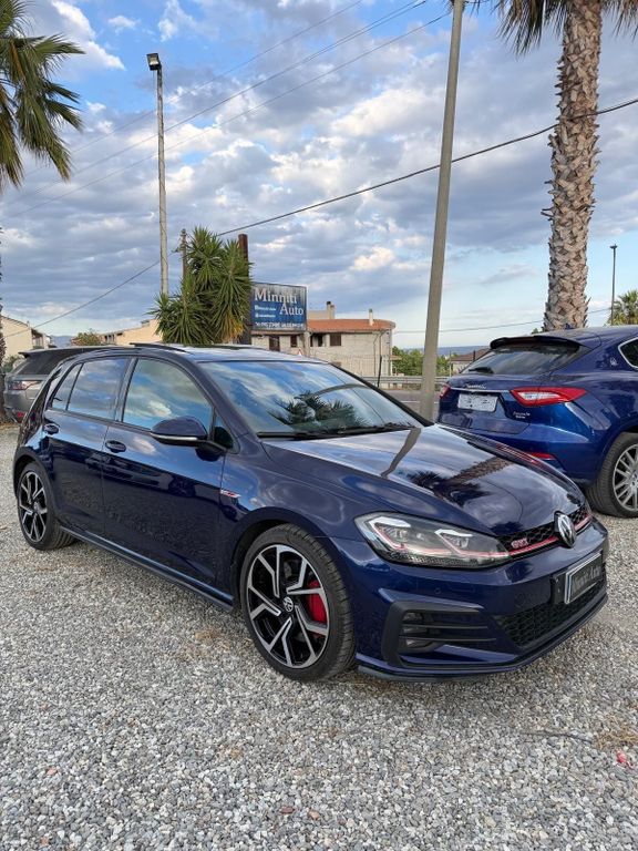 Image of Volkswagen Golf