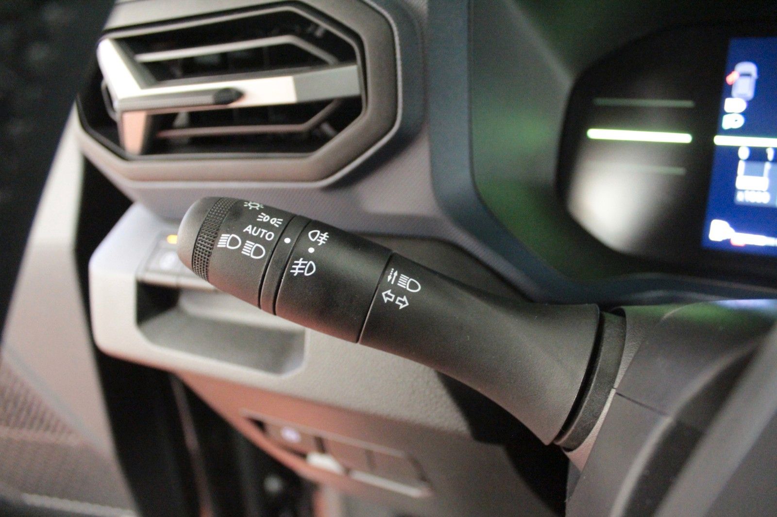 Fahrzeugabbildung Dacia Duster mild hybrid 130 Journey*Winterpaket*