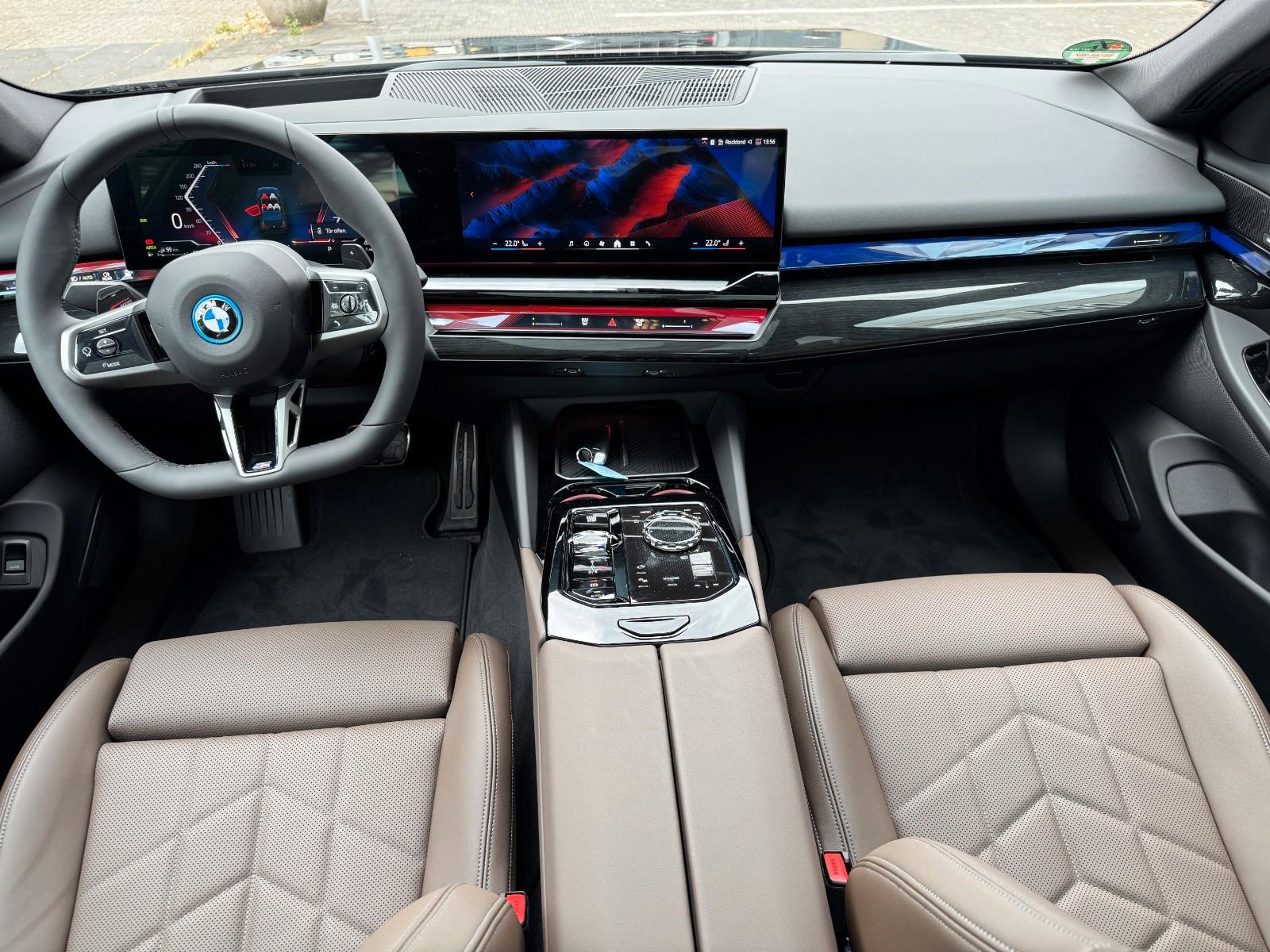BMW 530 e M Sport Pro/Pano/Harman/Fond Tabletts