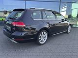 Volkswagen Golf VII Var. 1.5 TSI Highline *LED*KLIMA*SHZ* - gebrauchte VW Kombis