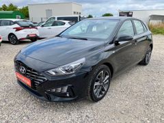 Fahrzeugabbildung Hyundai i30 1.0 AAC SHZ ALLWETTERREIFEN ALU KAMERA PDC
