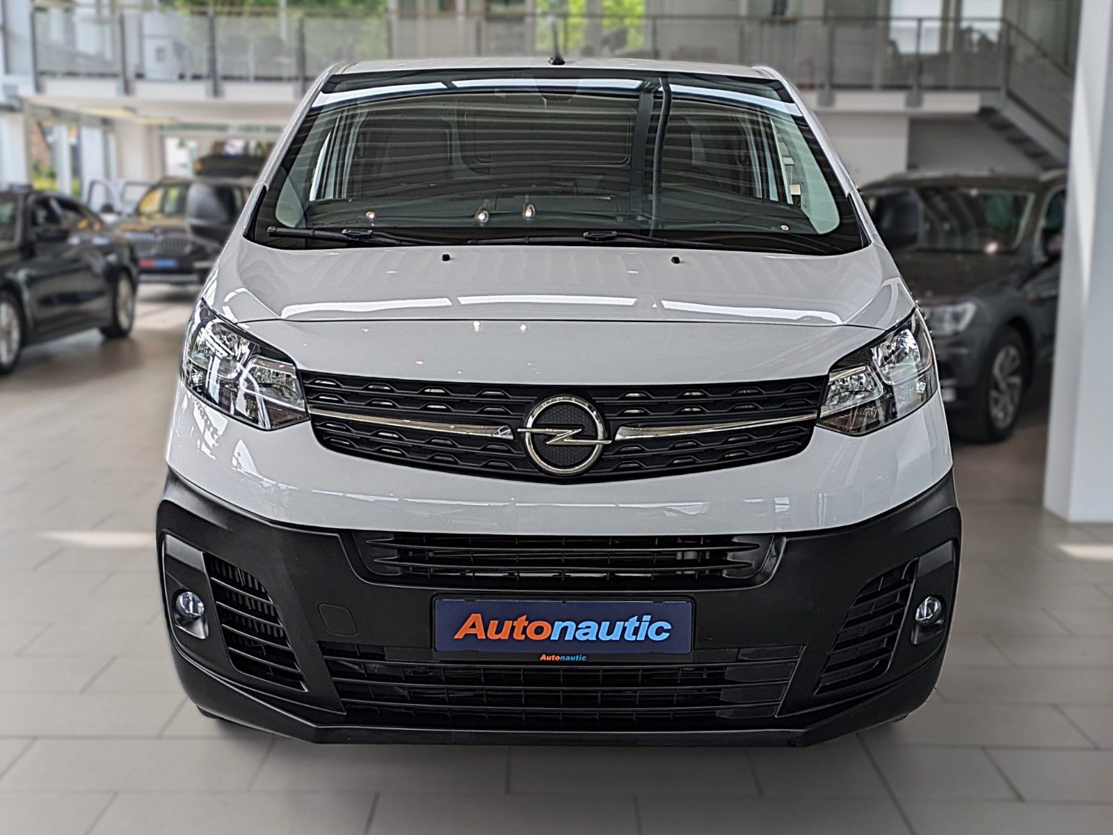 Fahrzeugabbildung Opel Vivaro Kasten Edition M KLIMA NAVI TEMPOMAT 1.Hd