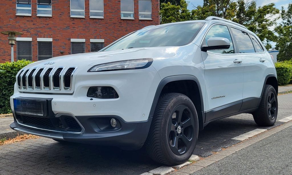 Image of Jeep Cherokee