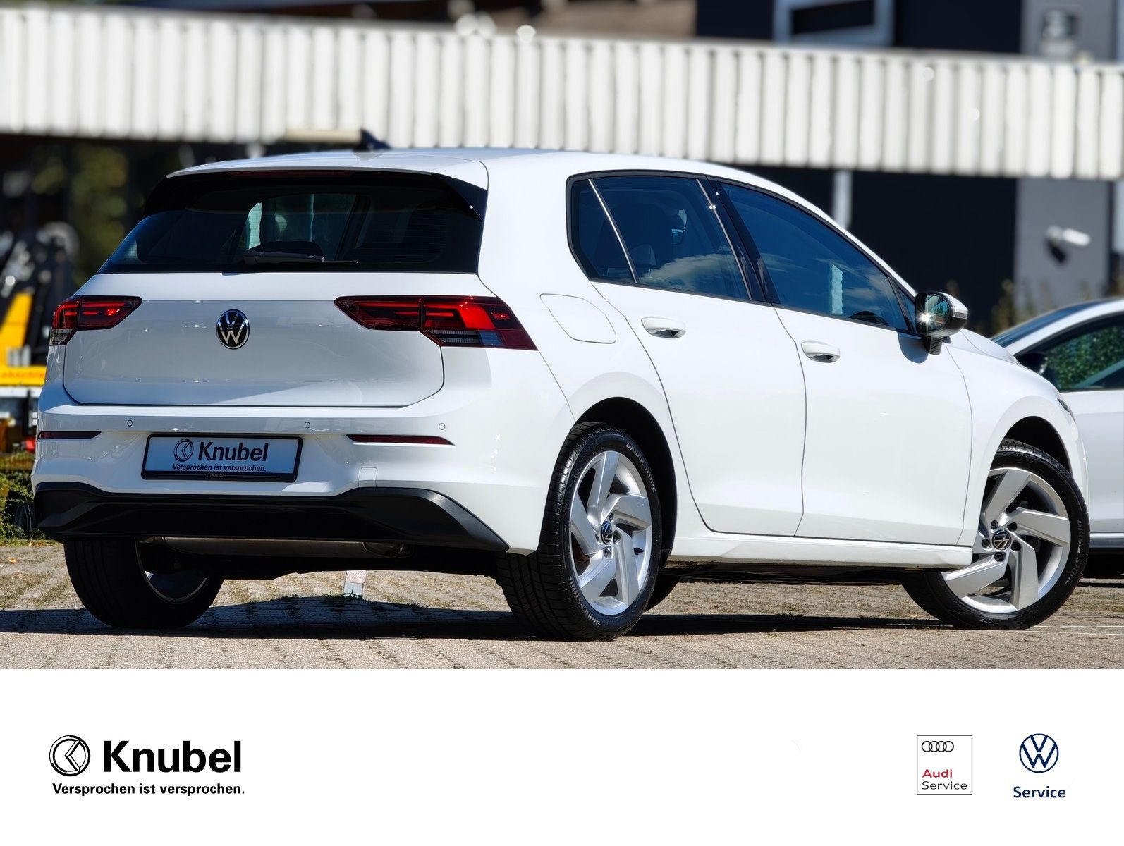 Volkswagen Golf VIII Life 1.0 eTSI DSG LED*Nav*Alu*ACC*SHZ* imagem 2