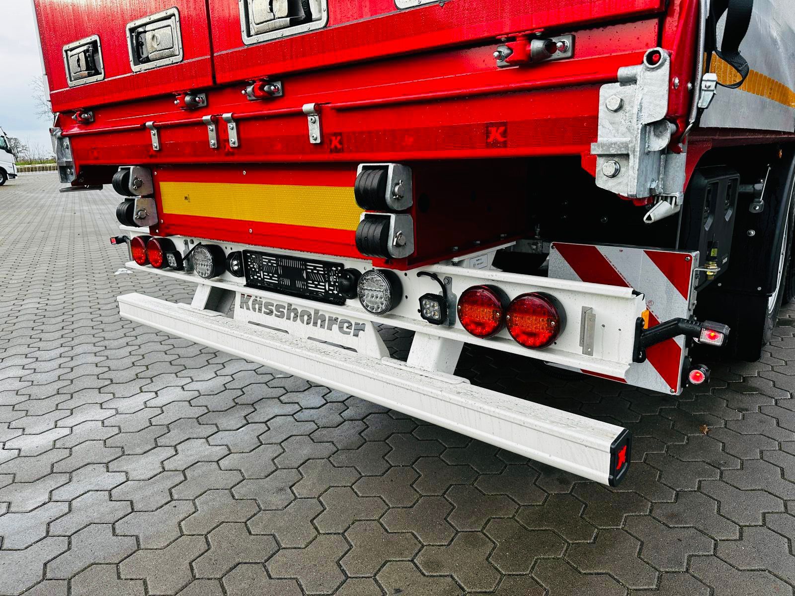 Fahrzeugabbildung Kässbohrer K.SPO Pritsche Plane - Libner Open Box