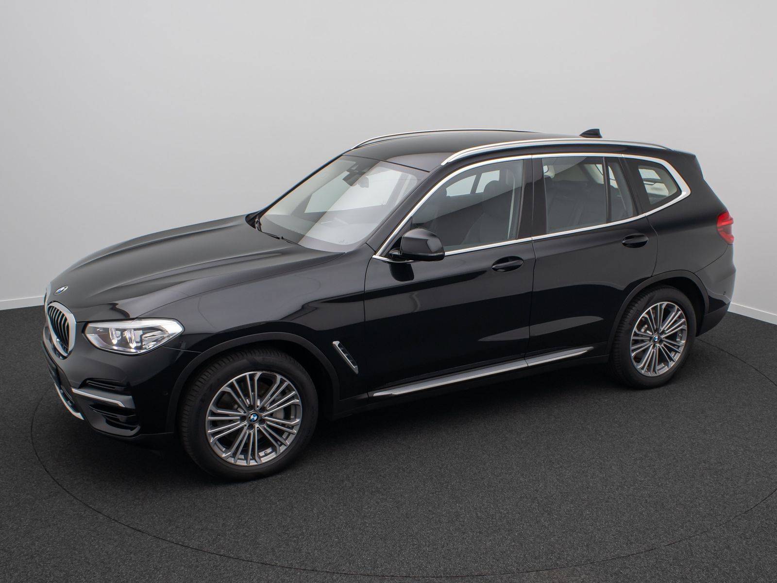 Fahrzeugabbildung BMW X3 xD30d Luxury Line DAB Kamera LED Alarm 19Zoll