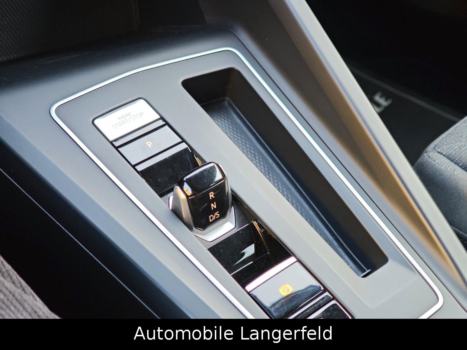Volkswagen Golf VIII Lim. Life DSG NAVI LED DIGITAL COCKPIT, миниатюра 17