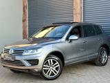 Volkswagen Touareg V6 TDI R-Line/Luft/360K/Pano/1HD/19Z/LED - Volkswagen Touareg: V6 TDI R Line