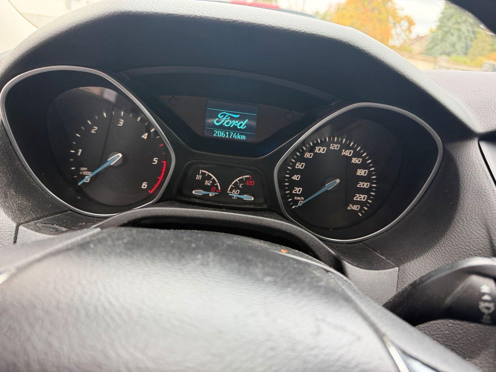 Ford Focus 2013 — photo 5