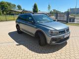 Volkswagen Tiguan Allspace 2.0TSI 4M DSG R Black 360° PRO - Volkswagen Tiguan Allspace in Düsseldorf