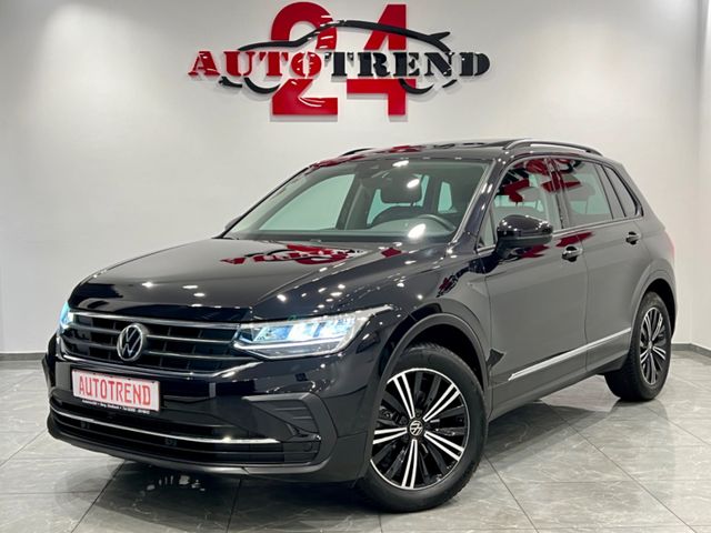 Volkswagen Tiguan Life DSG 13TKM PANO+KAMERA+VIRTUAL+LED