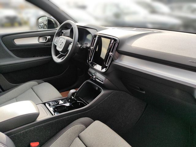 VOLVO XC 40 (Bild 19 von Array)