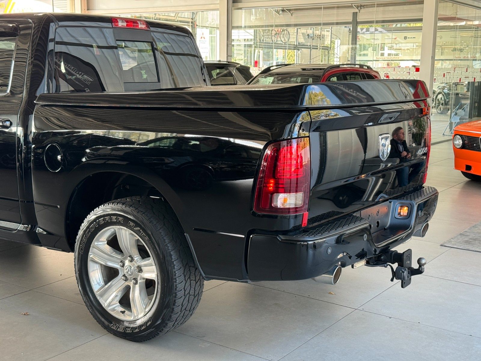 Fahrzeugabbildung Dodge RAM 5,7 Crew Cab Sport LPG 1Hand Deutsche EZ