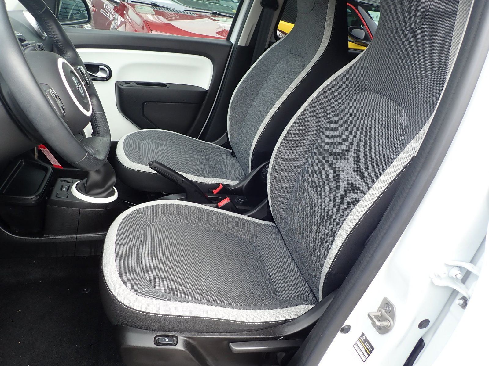 Fahrzeugabbildung Renault Twingo Limited SCe 70