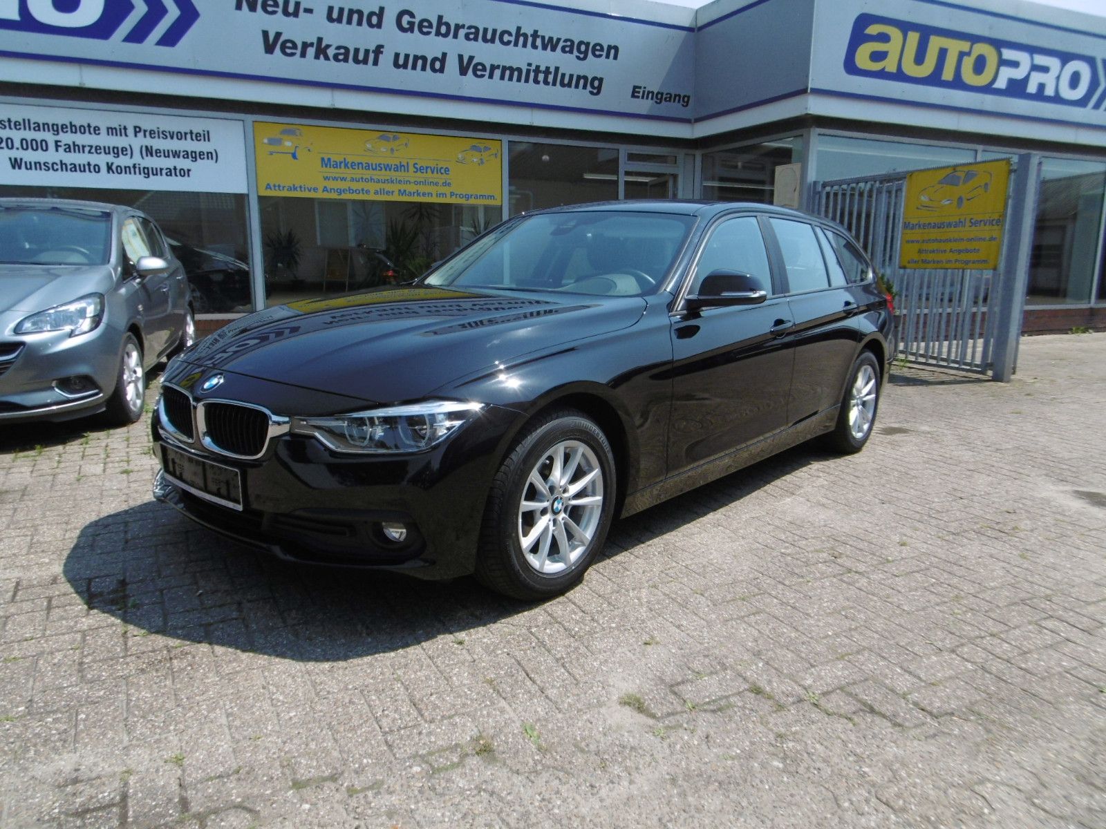 BMW 320 3 Touring 320 d Advantage NAV+LED+PDC