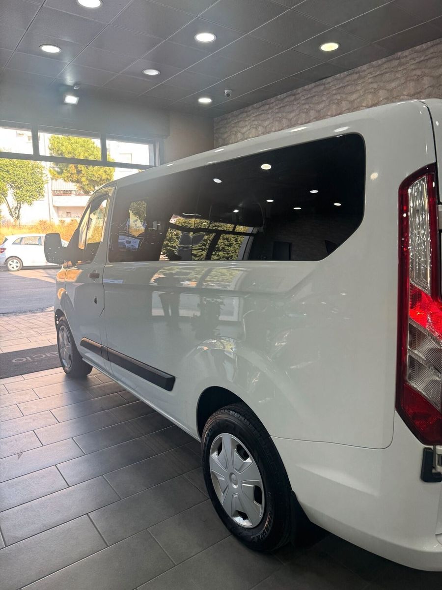 Ford Transit Custom 320 2.0 EcoBlue 130cv PC Com imagem 3