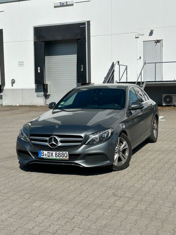 Image of Mercedes-Benz C 200
