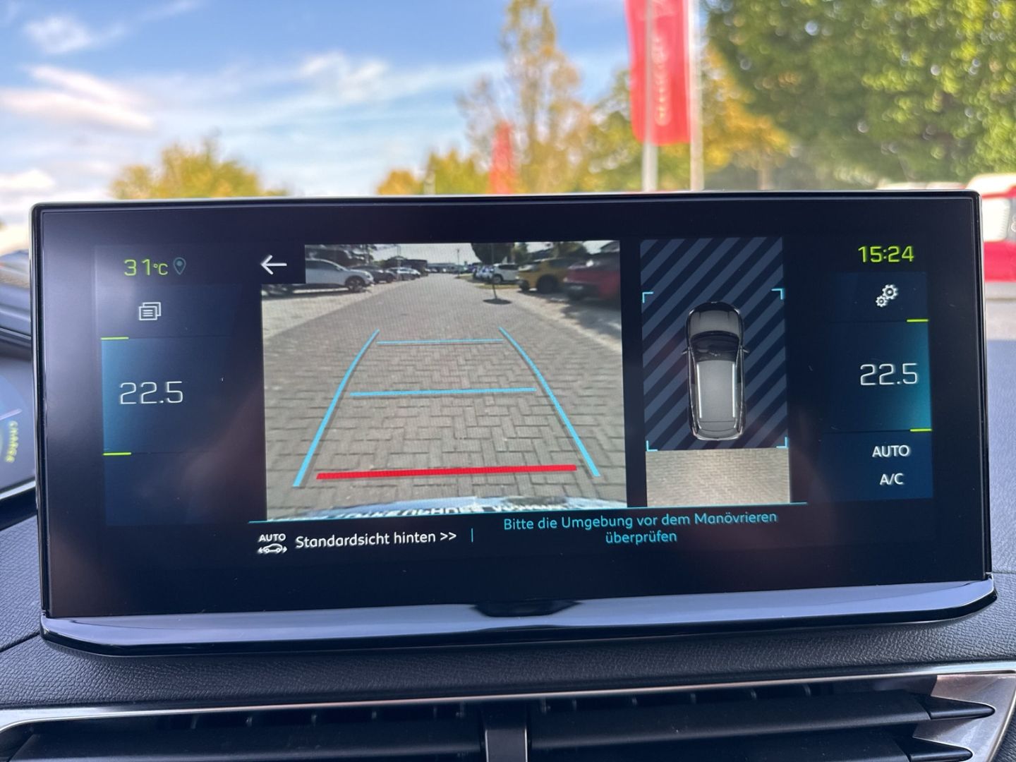 Fahrzeugabbildung Peugeot 3008 Allure Plug-In Hybrid 225 e-EAT8 Navi SHZ