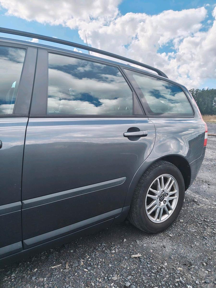 Volvo V50 2004 — photo 6