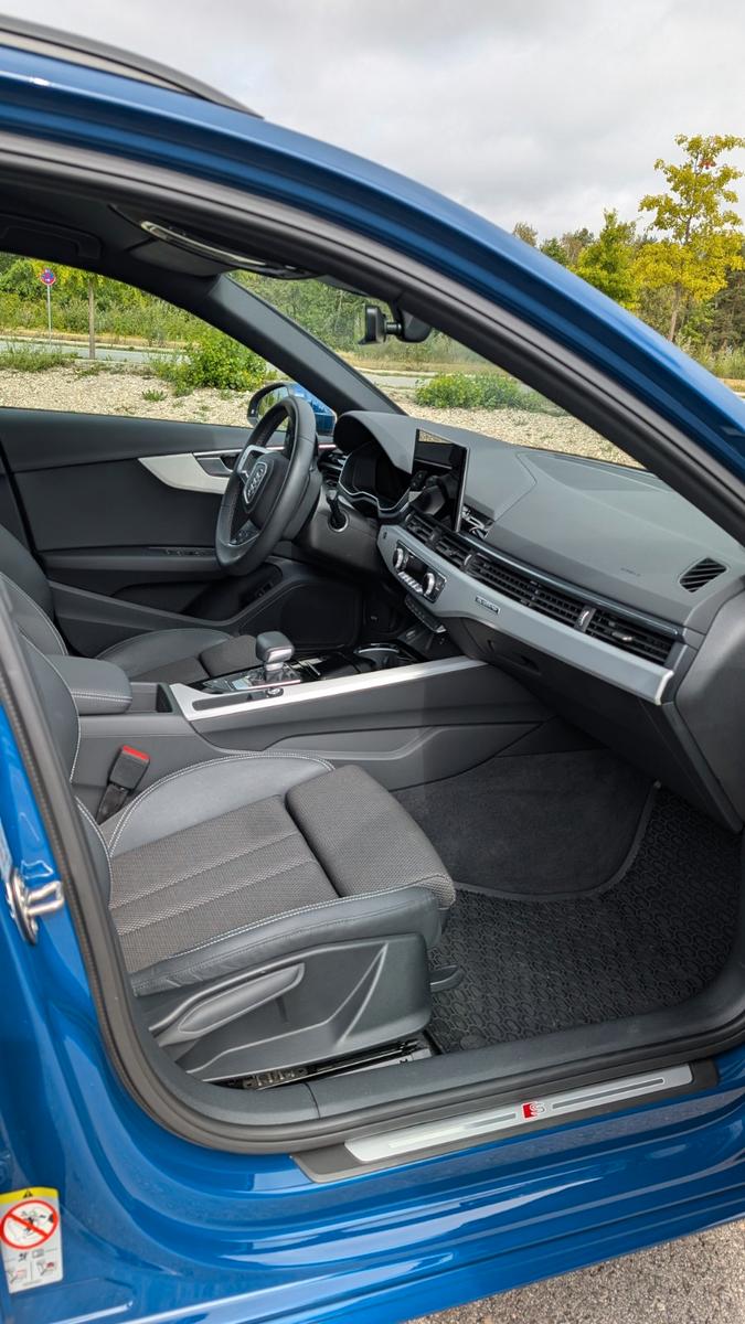 Audi A4 45 TFSI S tronic quattro S line Avant S line