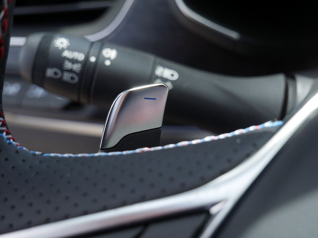 Fahrzeugabbildung Renault Arkana Esprit Alpine TCe 160 EDC
