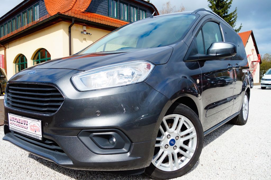 Image of Ford Tourneo Courier