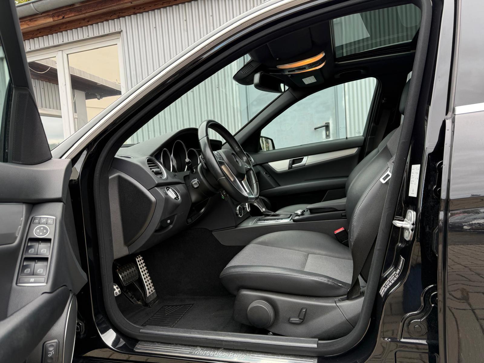 Mercedes-Benz C 200 T Automatik AMG Paket+Navi+Xenon+2.Hand