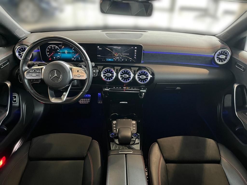 Fahrzeugabbildung Mercedes-Benz CLA 200 SB AMG Navi LED SHZ Sport Ambie. SpurH