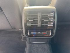 Fahrzeugabbildung Volkswagen Passat Variant 2.0 TDI DSG BUSINESS ACC KEYLESS