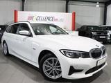 BMW 330e Touring Advantage / VOLL-LEDER-SPORT / LED - BMW: V
