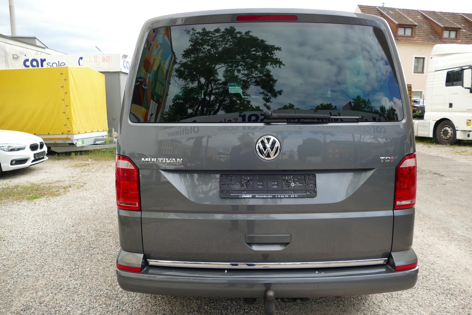 Volkswagen T6 Transporter Bus Multivan 70 Jahre Bulli