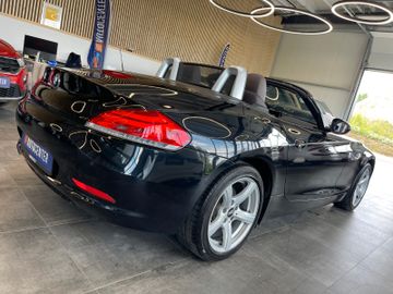 BMW Z4 Roadster sDrive 18i *NAVI*XENON*TEMPOMAT*SZHZ