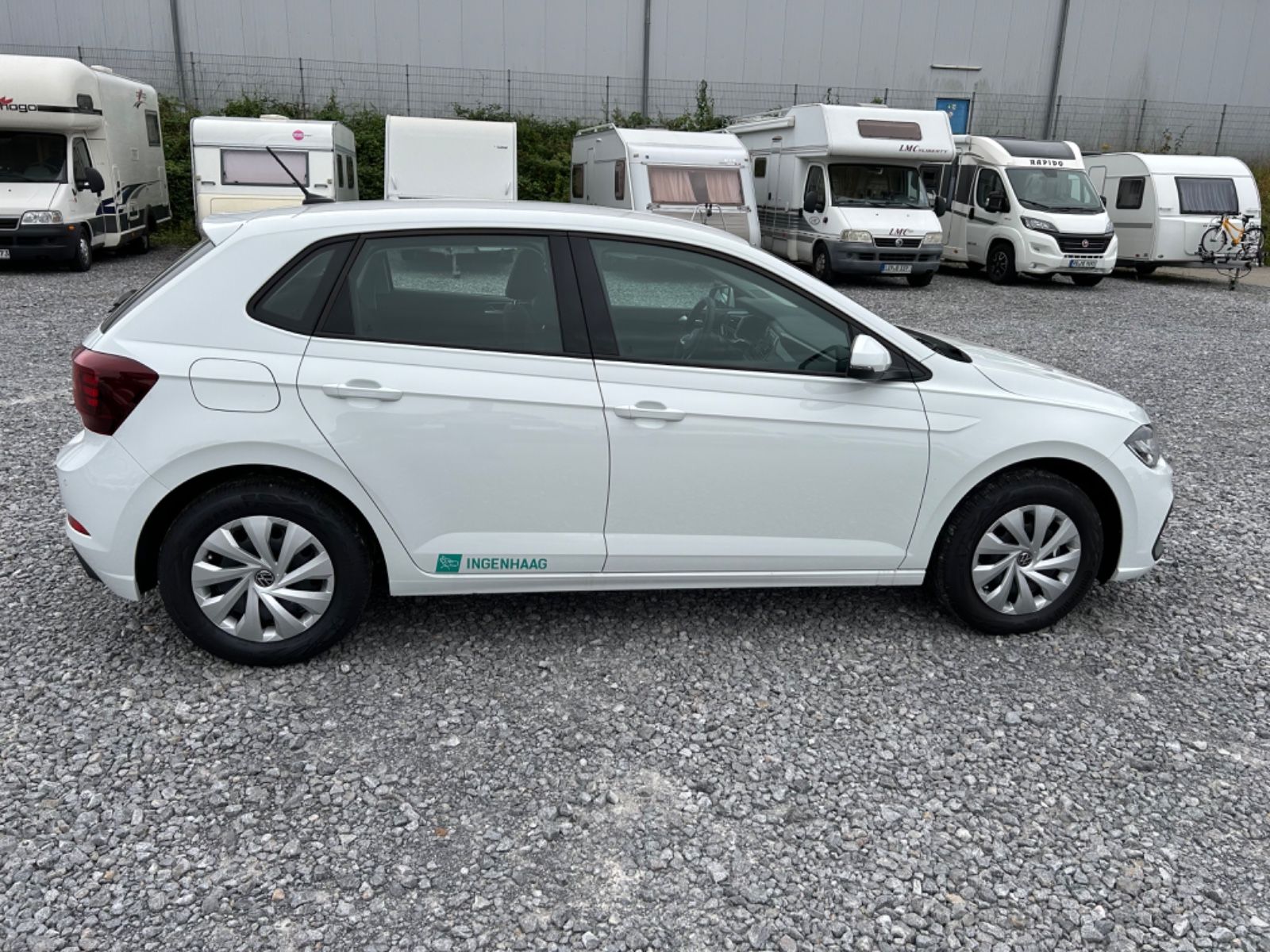 Fahrzeugabbildung Volkswagen Polo VI Life 1.0 TSI Limited RFK SHZ Garantie !