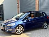 BMW 225 Active Tour4x4 xe Luxury/Leder/HuD/Navi/Pano - BMW 225 mit Schiebedach