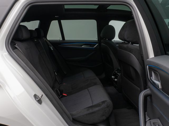 Foto Nummer 27: BMW 530e