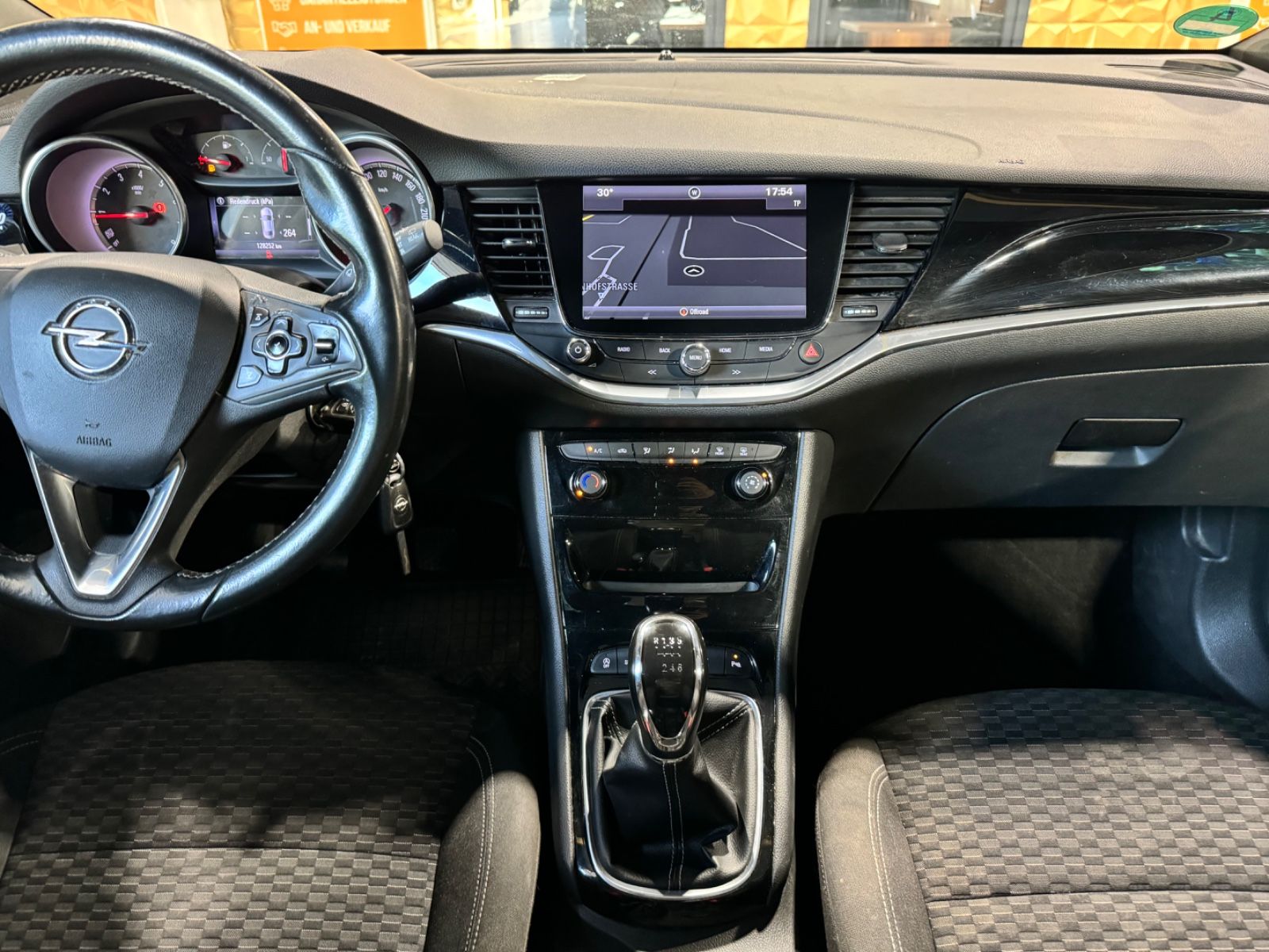 Fahrzeugabbildung Opel Astra K Sports Tourer Dynamic/NAVI/LED/KAMERA/SP