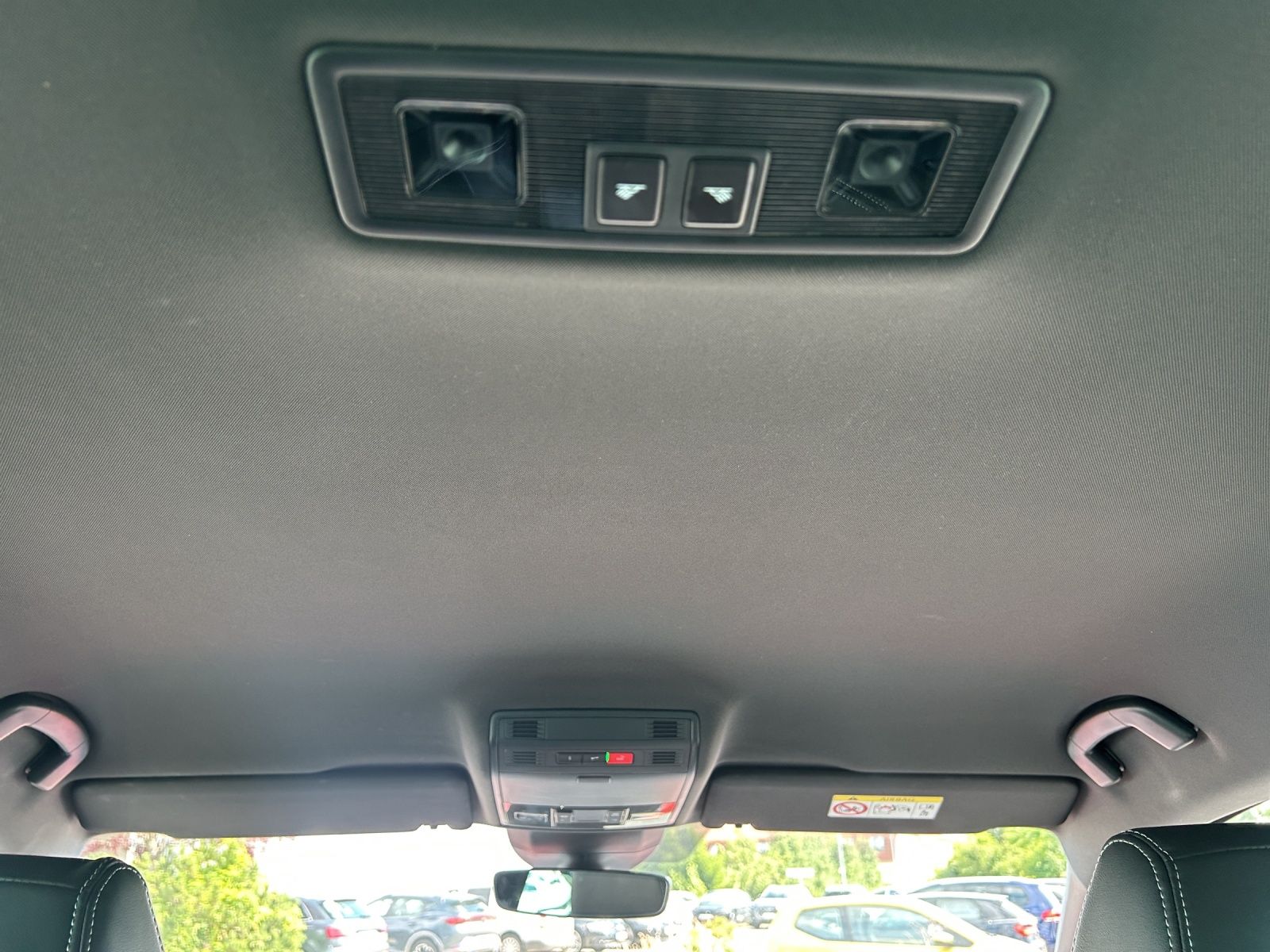 Fahrzeugabbildung SKODA Kodiaq TDI Sportline DSG 4x4 Matrix AHK Navi VC