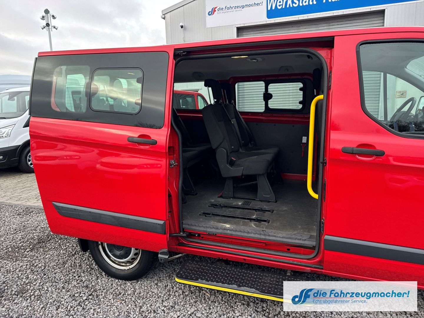 Fahrzeugabbildung Ford Transit Custom Tourneo 300 L1 *4112 *EXPORT