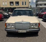 Mercedes-Benz Mercedes-benz 200 - Mercedes-Benz 200 aus 1980