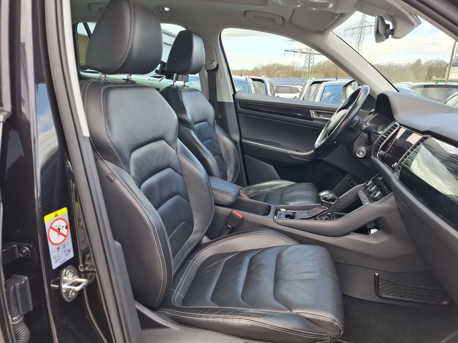 Fahrzeugabbildung SKODA Kodiaq 2.0 TDI 4x4 PANO*StandH*LEDER*CANTON*AHK