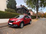 Peugeot 2008 Allure PureTech 110 EAT6 Stop&Start Allure - Peugeot 2008: 1.6